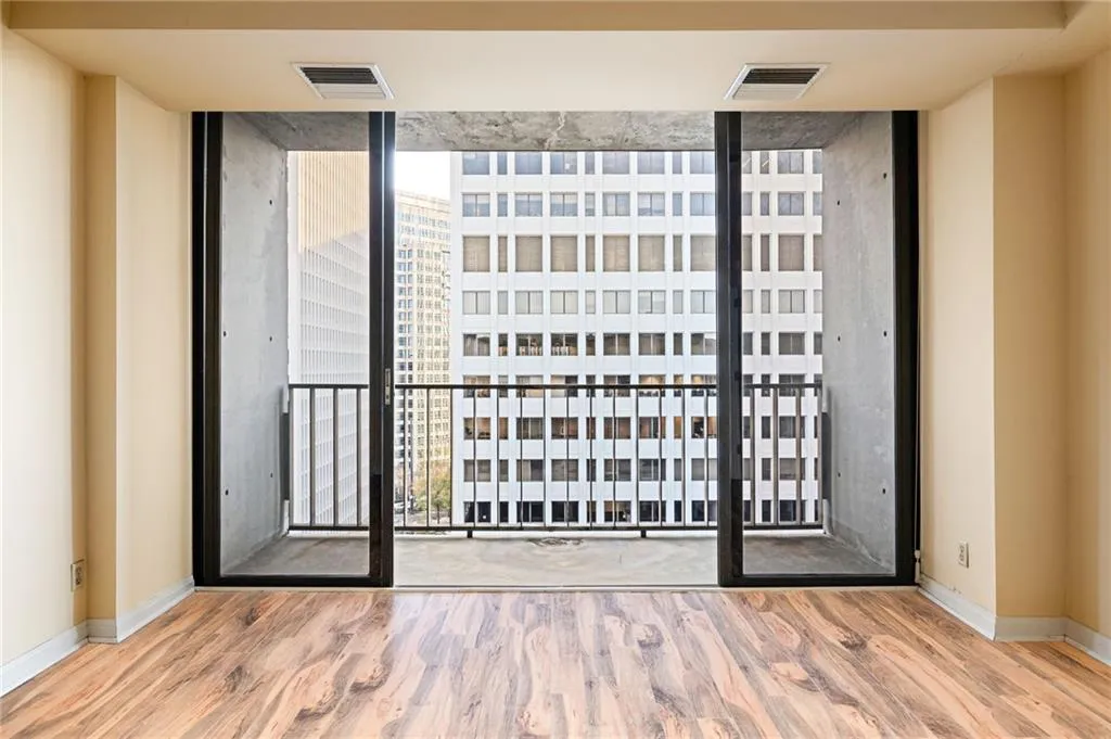145 15th Street NE Unit 1424, Atlanta, Georgia 30309, 2 Bedrooms Bedrooms, ,2 BathroomsBathrooms,Residential,For Sale,145 15th Street NE Unit 1424,7303804