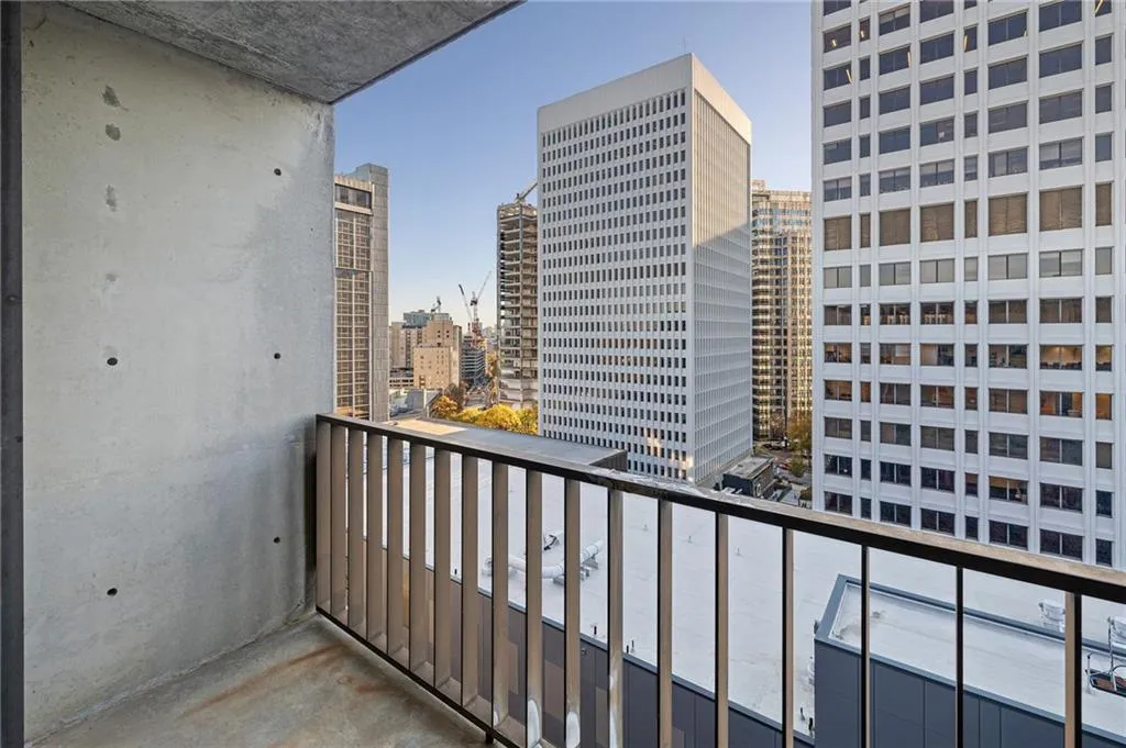 145 15th Street NE Unit 1424, Atlanta, Georgia 30309, 2 Bedrooms Bedrooms, ,2 BathroomsBathrooms,Residential,For Sale,145 15th Street NE Unit 1424,7303804