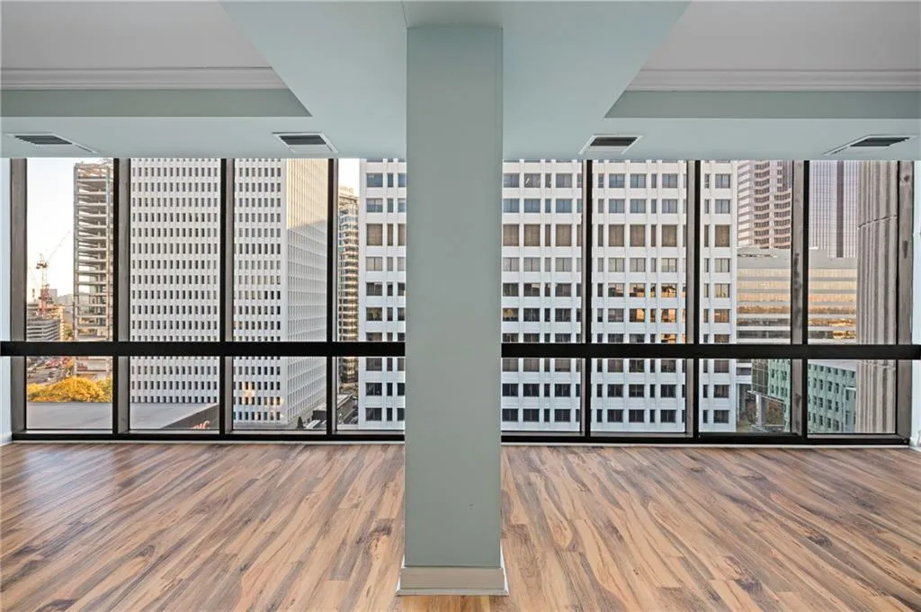 145 15th Street NE Unit 1424, Atlanta, Georgia 30309, 2 Bedrooms Bedrooms, ,2 BathroomsBathrooms,Residential,For Sale,145 15th Street NE Unit 1424,7303804