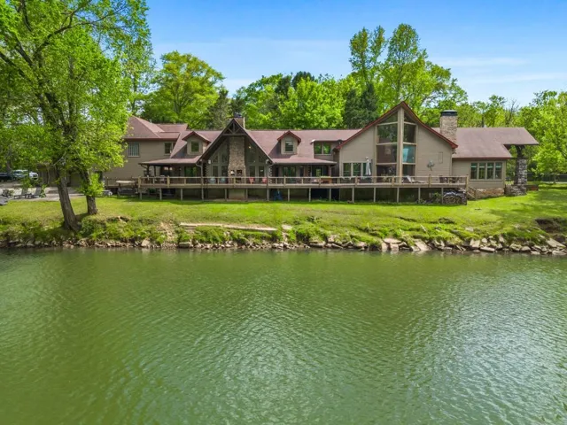 50 Jones Slough Road, Kingsland, Georgia 30145