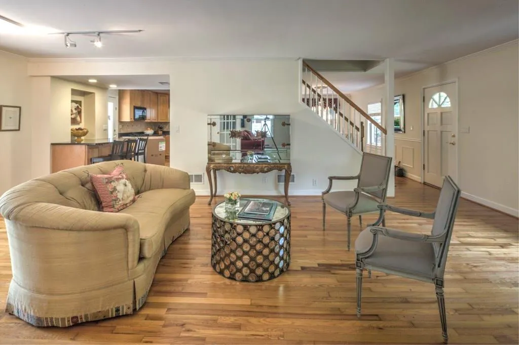 2796 Ridgemore Road Nw, Atlanta, Georgia 30318, 3 Bedrooms Bedrooms, ,2 BathroomsBathrooms,Residential,Sold,2796 Ridgemore Road Nw,5691743