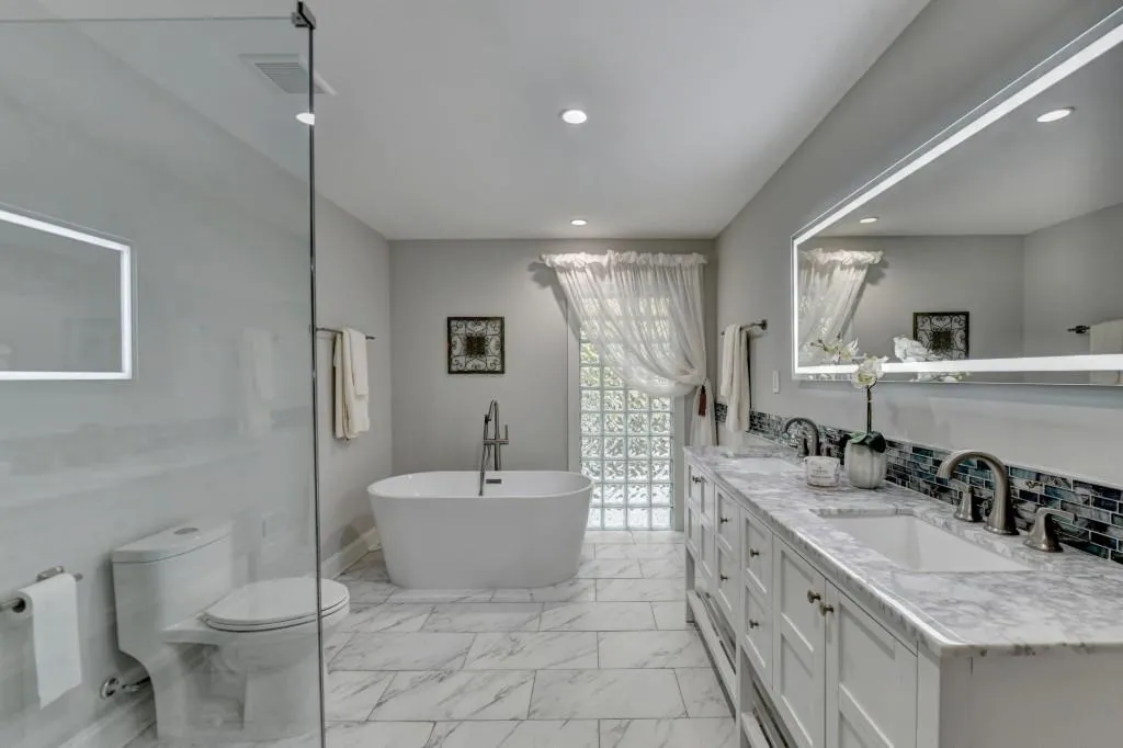 7185 Peachtree Dunwoody Road, Atlanta, Georgia 30328, 5 Bedrooms Bedrooms, ,3 BathroomsBathrooms,Residential,Sold,7185 Peachtree Dunwoody Road,7540192