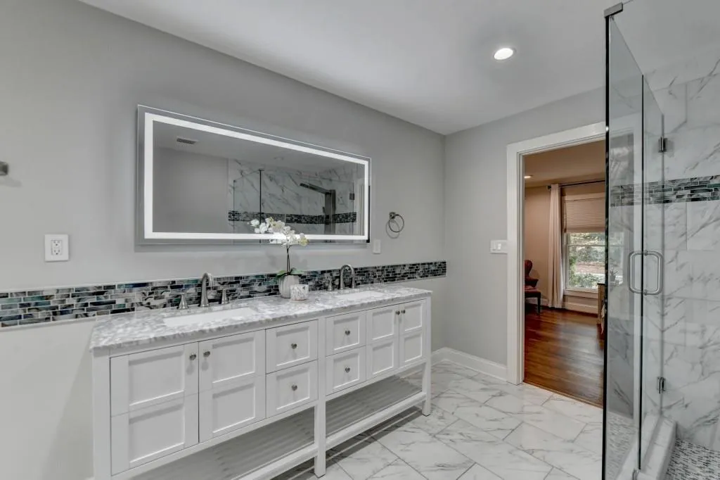 7185 Peachtree Dunwoody Road, Atlanta, Georgia 30328, 5 Bedrooms Bedrooms, ,3 BathroomsBathrooms,Residential,Sold,7185 Peachtree Dunwoody Road,7540192