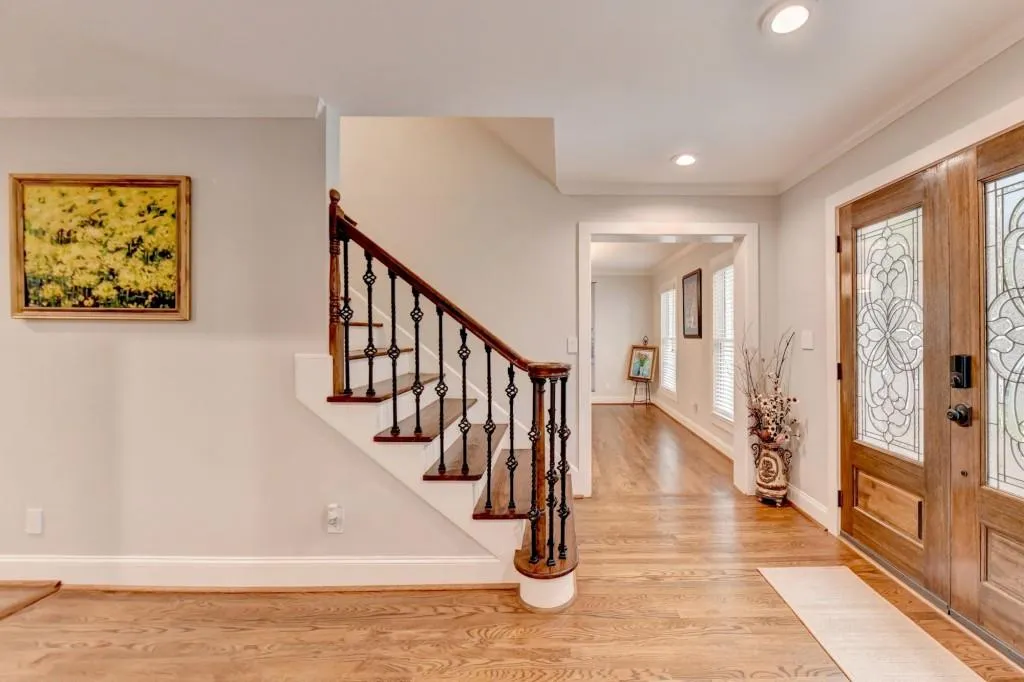 7185 Peachtree Dunwoody Road, Atlanta, Georgia 30328, 5 Bedrooms Bedrooms, ,3 BathroomsBathrooms,Residential,Sold,7185 Peachtree Dunwoody Road,7540192