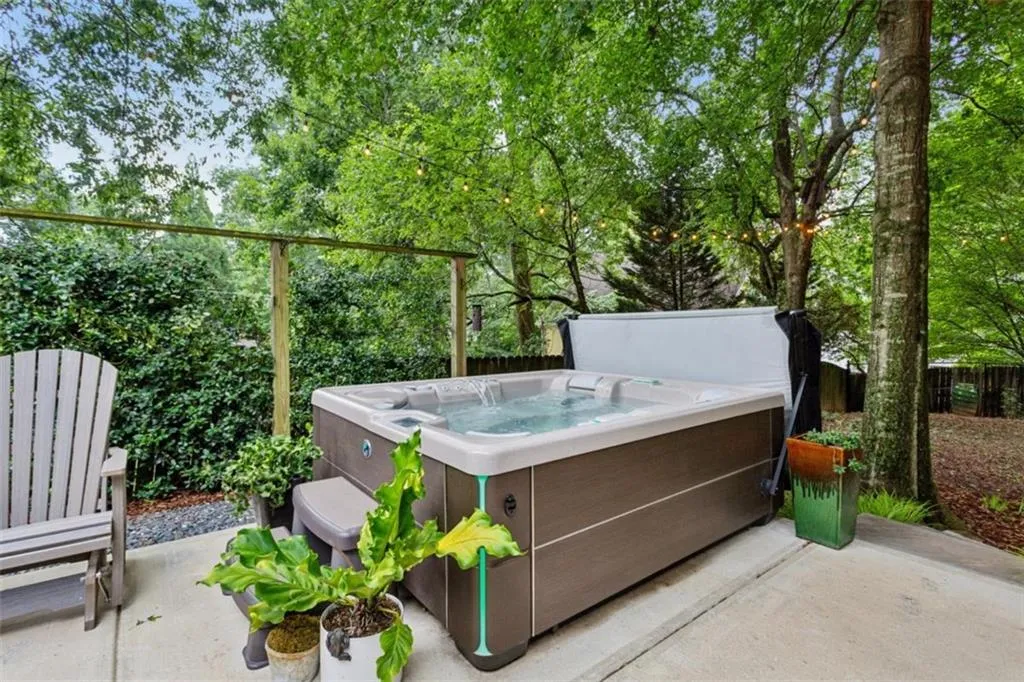 1808 Ellen Street, Atlanta, Georgia 30318, 3 Bedrooms Bedrooms, ,2 BathroomsBathrooms,Residential,For Sale,1808 Ellen Street,7631371