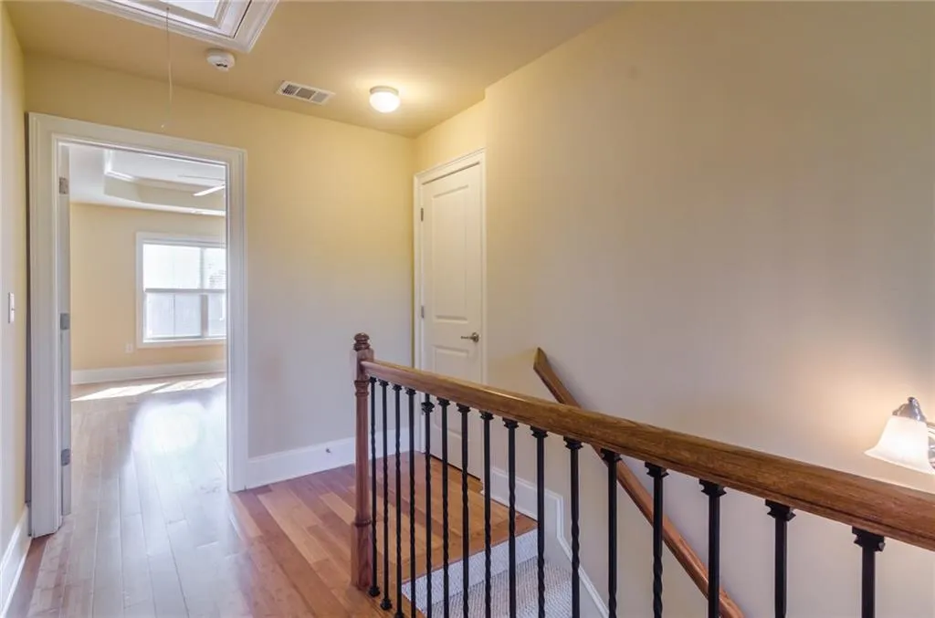 6452 Chariot Street, Sandy Springs, Georgia 30328, 2 Bedrooms Bedrooms, ,2 BathroomsBathrooms,Residential,Sold,6452 Chariot Street,5699528