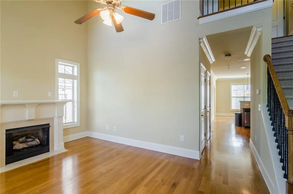 6452 Chariot Street, Sandy Springs, Georgia 30328, 2 Bedrooms Bedrooms, ,2 BathroomsBathrooms,Residential,Sold,6452 Chariot Street,5699528