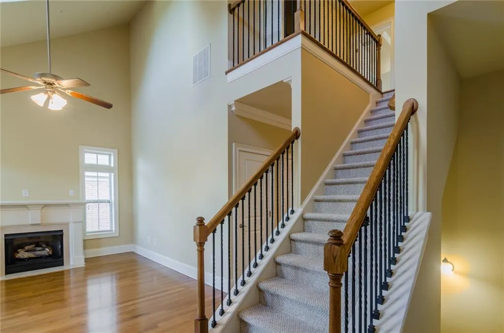 6452 Chariot Street, Sandy Springs, Georgia 30328, 2 Bedrooms Bedrooms, ,2 BathroomsBathrooms,Residential,Sold,6452 Chariot Street,5699528