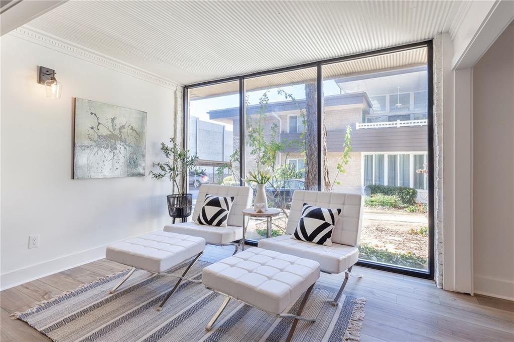 Sunroom or home office