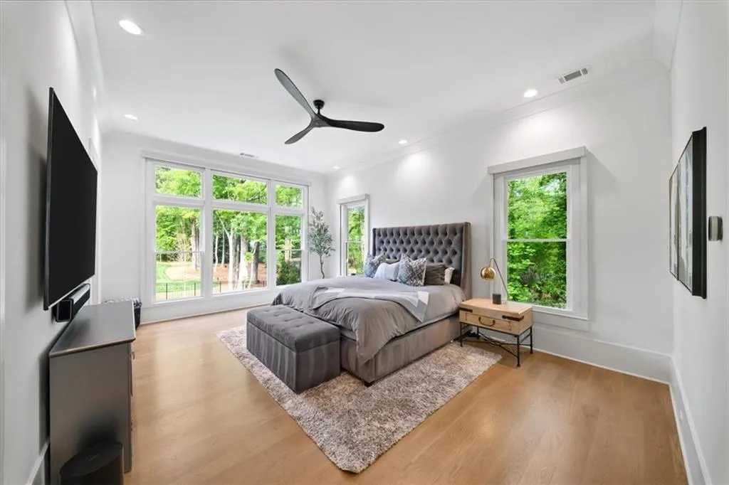 4970 Lake Forrest Drive, Atlanta, Georgia 30342, 6 Bedrooms Bedrooms, ,5 BathroomsBathrooms,Residential,For Sale,4970 Lake Forrest Drive,7754247