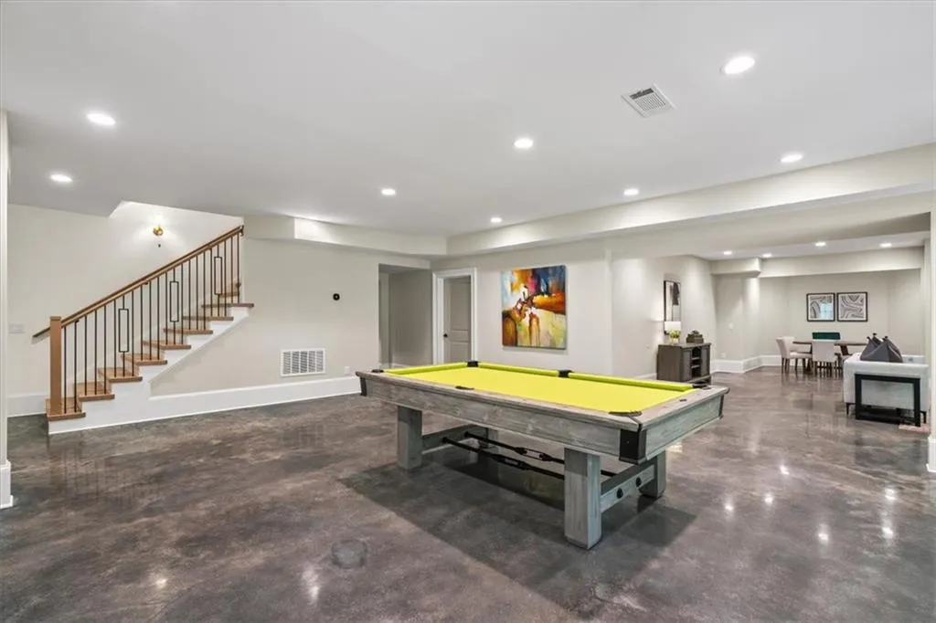 4970 Lake Forrest Drive, Atlanta, Georgia 30342, 6 Bedrooms Bedrooms, ,5 BathroomsBathrooms,Residential,For Sale,4970 Lake Forrest Drive,7754247