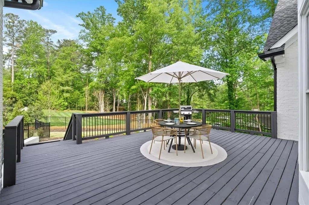 4970 Lake Forrest Drive, Atlanta, Georgia 30342, 6 Bedrooms Bedrooms, ,5 BathroomsBathrooms,Residential,For Sale,4970 Lake Forrest Drive,7754247