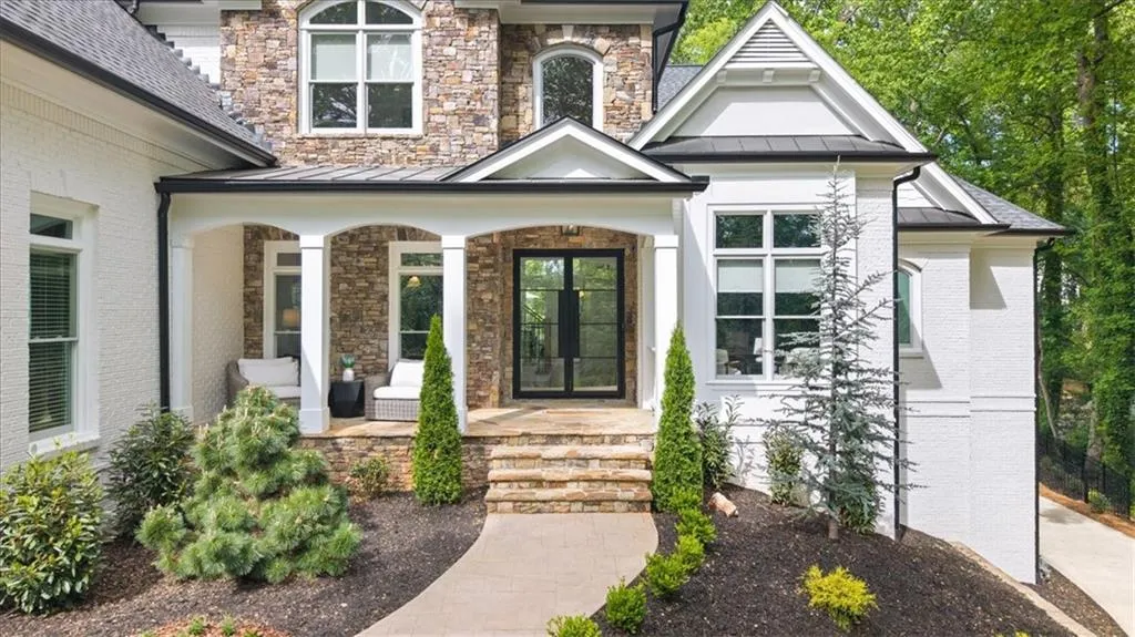 4970 Lake Forrest Drive, Atlanta, Georgia 30342, 6 Bedrooms Bedrooms, ,5 BathroomsBathrooms,Residential,For Sale,4970 Lake Forrest Drive,7754247