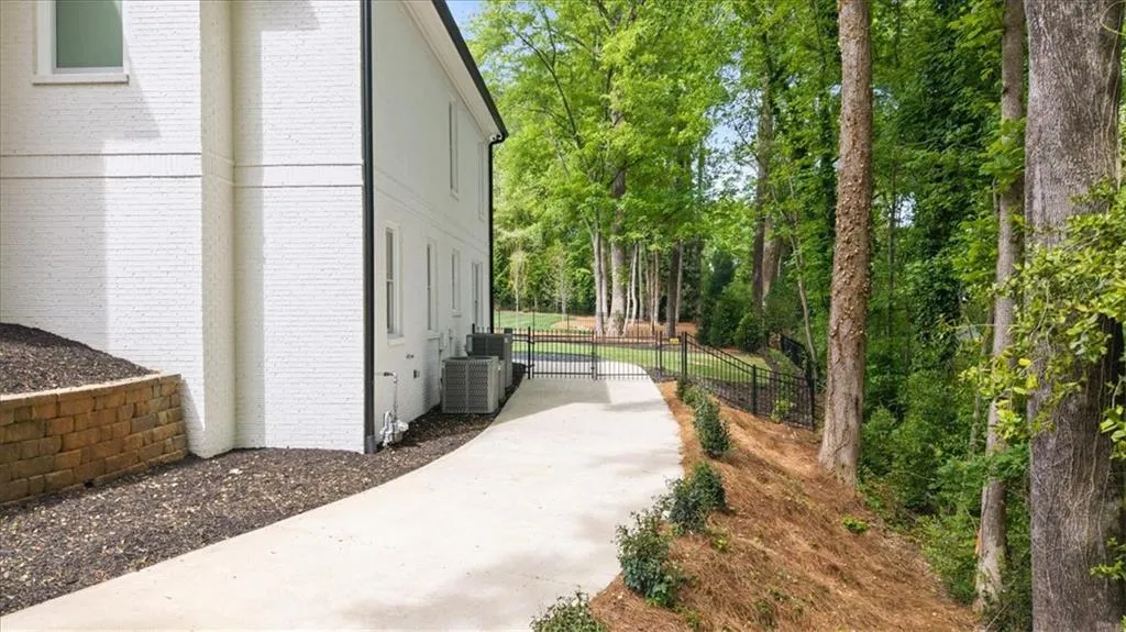 4970 Lake Forrest Drive, Atlanta, Georgia 30342, 6 Bedrooms Bedrooms, ,5 BathroomsBathrooms,Residential,For Sale,4970 Lake Forrest Drive,7754247