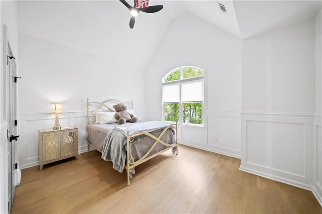 4970 Lake Forrest Drive, Atlanta, Georgia 30342, 6 Bedrooms Bedrooms, ,5 BathroomsBathrooms,Residential,For Sale,4970 Lake Forrest Drive,7754247