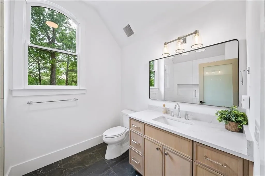 4970 Lake Forrest Drive, Atlanta, Georgia 30342, 6 Bedrooms Bedrooms, ,5 BathroomsBathrooms,Residential,For Sale,4970 Lake Forrest Drive,7754247