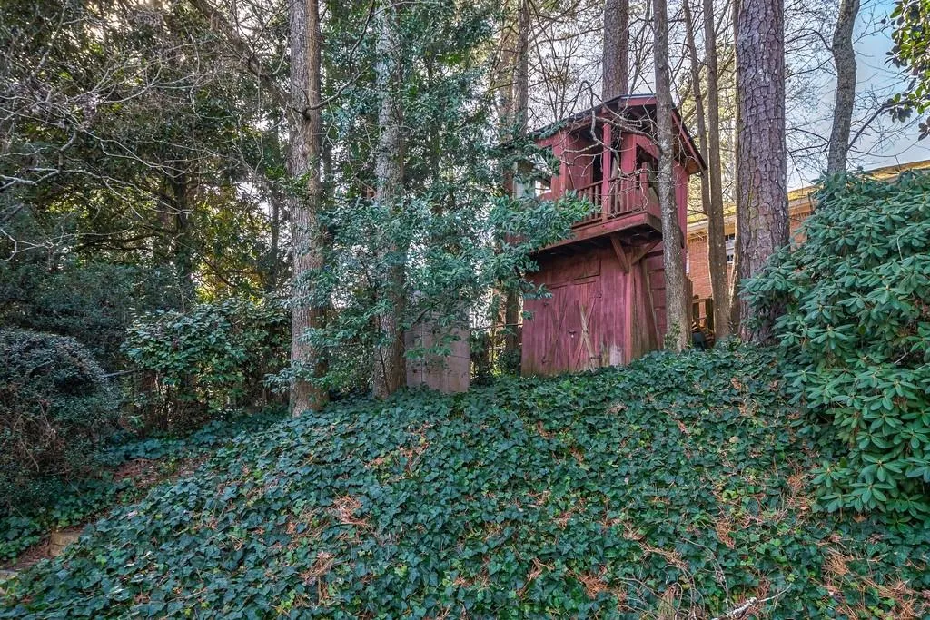 6200 River Shore Parkway Nw, Sandy Springs, Georgia 30328, 4 Bedrooms Bedrooms, ,4 BathroomsBathrooms,Residential,Sold,6200 River Shore Parkway Nw,6831089 6200 River Shore Parkway Nw, Sandy Springs, Georgia 30328, 4 Bedrooms Bedrooms, ,4 BathroomsBathrooms,Residential,Sold,6200 River Shore Parkway Nw,6831089