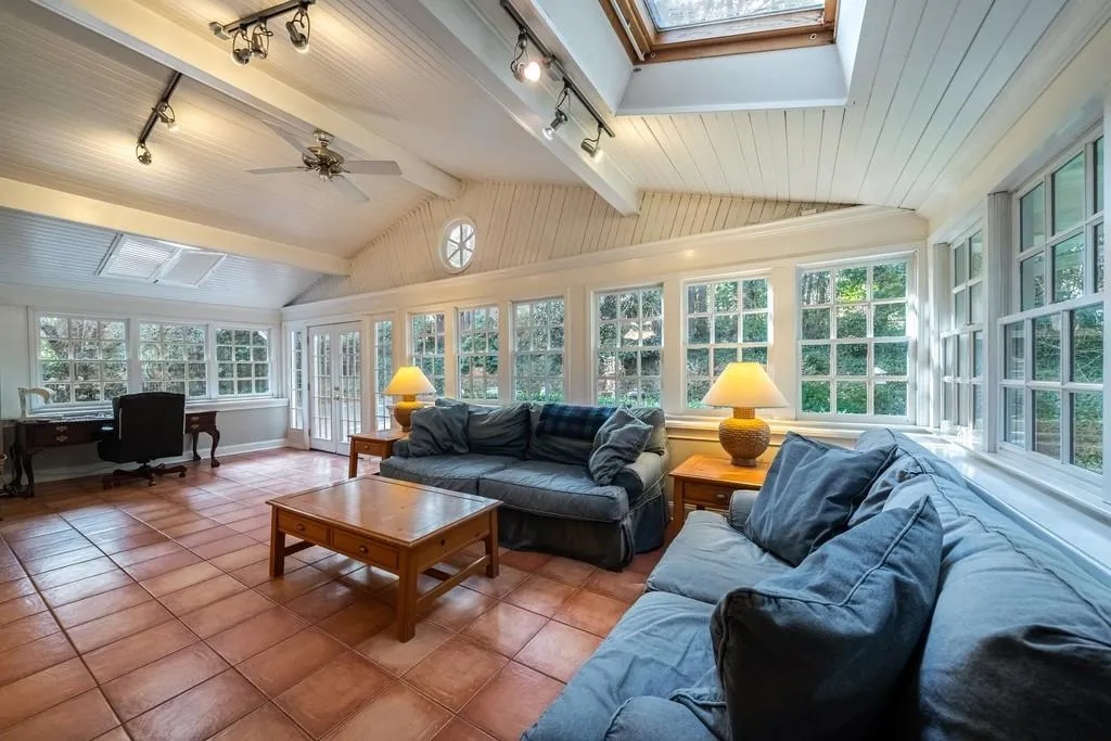 6200 River Shore Parkway Nw, Sandy Springs, Georgia 30328, 4 Bedrooms Bedrooms, ,4 BathroomsBathrooms,Residential,Sold,6200 River Shore Parkway Nw,6831089 6200 River Shore Parkway Nw, Sandy Springs, Georgia 30328, 4 Bedrooms Bedrooms, ,4 BathroomsBathrooms,Residential,Sold,6200 River Shore Parkway Nw,6831089