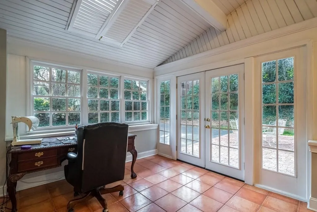 6200 River Shore Parkway Nw, Sandy Springs, Georgia 30328, 4 Bedrooms Bedrooms, ,4 BathroomsBathrooms,Residential,Sold,6200 River Shore Parkway Nw,6831089 6200 River Shore Parkway Nw, Sandy Springs, Georgia 30328, 4 Bedrooms Bedrooms, ,4 BathroomsBathrooms,Residential,Sold,6200 River Shore Parkway Nw,6831089