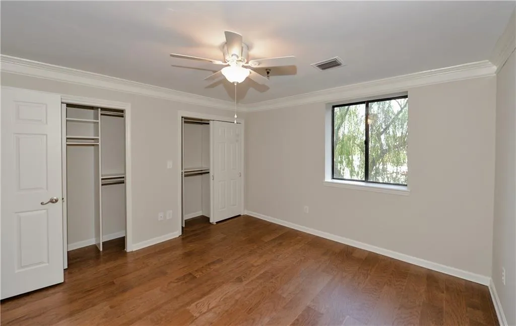 300 Johnson Ferry Road Unit B201, Sandy Springs, Georgia 30328, 1 Bedroom Bedrooms, ,1 BathroomBathrooms,Residential,Sold,300 Johnson Ferry Road Unit B201,6059811