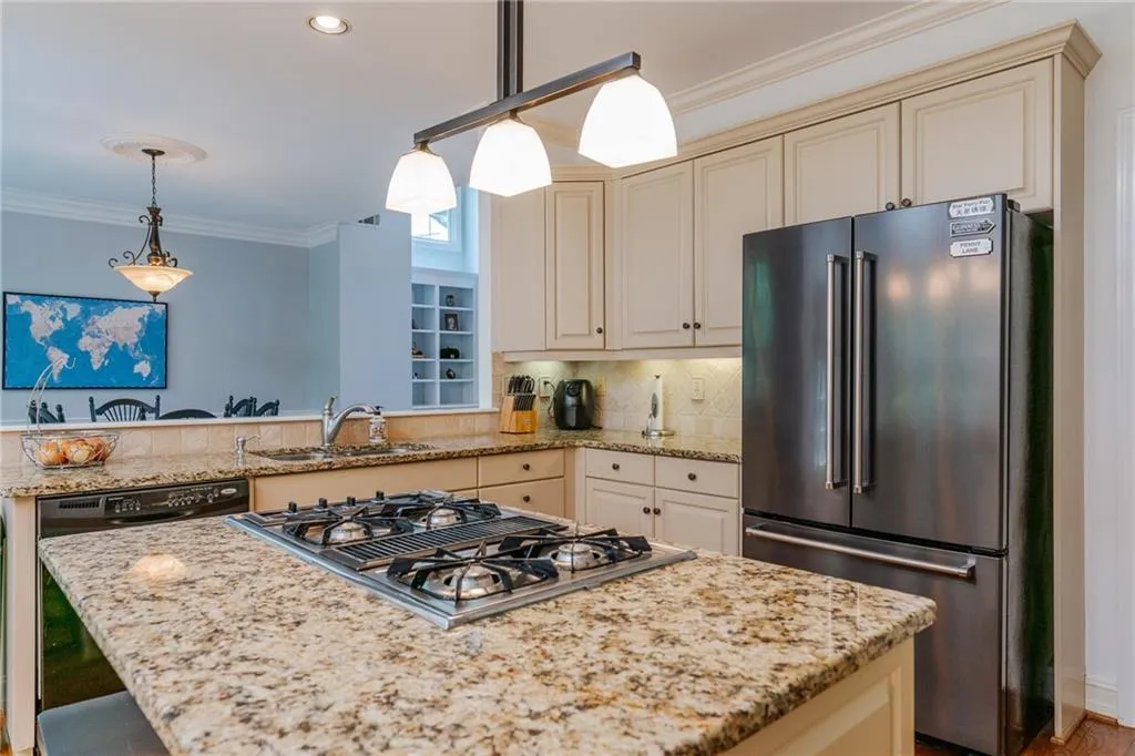 310 Spalding Gates Court, Atlanta, Georgia 30328, 4 Bedrooms Bedrooms, ,2 BathroomsBathrooms,Residential,Sold,310 Spalding Gates Court,6909302