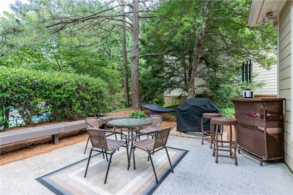 310 Spalding Gates Court, Atlanta, Georgia 30328, 4 Bedrooms Bedrooms, ,2 BathroomsBathrooms,Residential,Sold,310 Spalding Gates Court,6909302