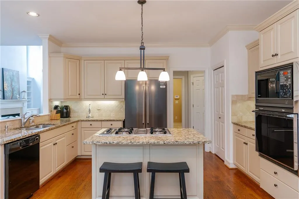 310 Spalding Gates Court, Atlanta, Georgia 30328, 4 Bedrooms Bedrooms, ,2 BathroomsBathrooms,Residential,Sold,310 Spalding Gates Court,6909302