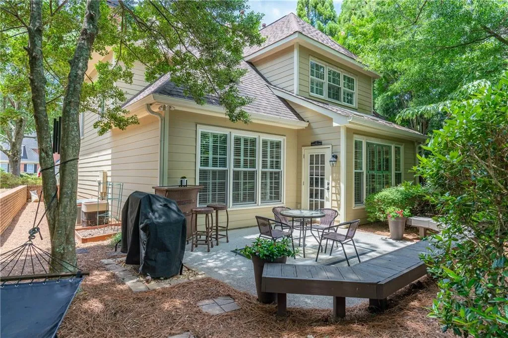 310 Spalding Gates Court, Atlanta, Georgia 30328, 4 Bedrooms Bedrooms, ,2 BathroomsBathrooms,Residential,Sold,310 Spalding Gates Court,6909302