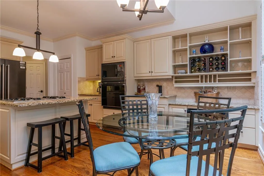310 Spalding Gates Court, Atlanta, Georgia 30328, 4 Bedrooms Bedrooms, ,2 BathroomsBathrooms,Residential,Sold,310 Spalding Gates Court,6909302