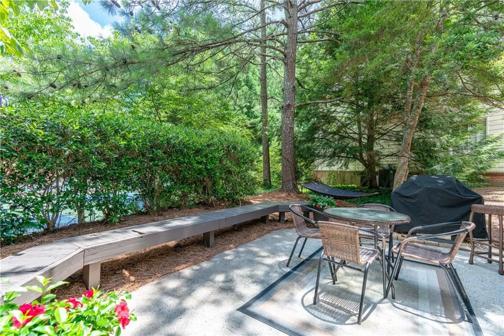 310 Spalding Gates Court, Atlanta, Georgia 30328, 4 Bedrooms Bedrooms, ,2 BathroomsBathrooms,Residential,Sold,310 Spalding Gates Court,6909302