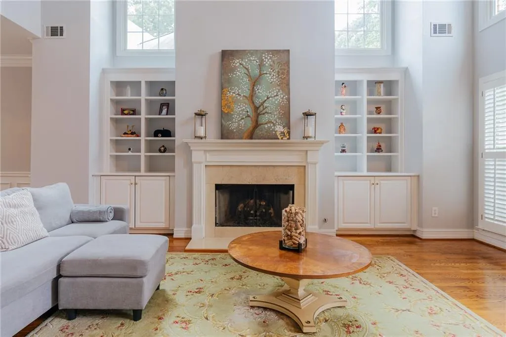 310 Spalding Gates Court, Atlanta, Georgia 30328, 4 Bedrooms Bedrooms, ,2 BathroomsBathrooms,Residential,Sold,310 Spalding Gates Court,6909302