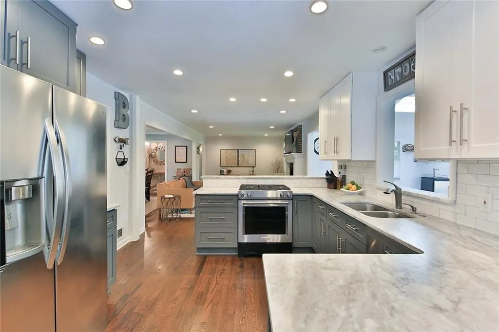 430 Grenock Circle, Atlanta, Georgia 30328, 3 Bedrooms Bedrooms, ,2 BathroomsBathrooms,Residential,Sold,430 Grenock Circle,6645284