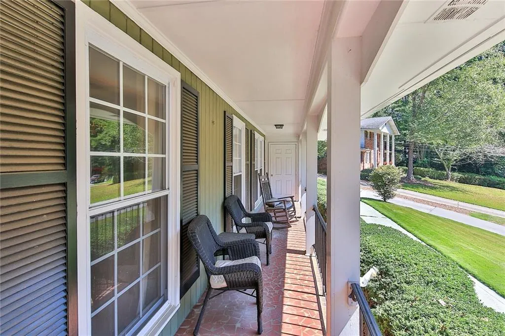 430 Grenock Circle, Atlanta, Georgia 30328, 3 Bedrooms Bedrooms, ,2 BathroomsBathrooms,Residential,Sold,430 Grenock Circle,6645284
