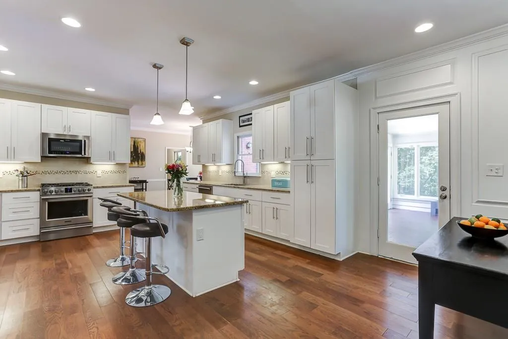 650 Bittersweet Trail, Sandy Springs, Georgia 30350, 5 Bedrooms Bedrooms, ,4 BathroomsBathrooms,Residential,Sold,650 Bittersweet Trail,6598383