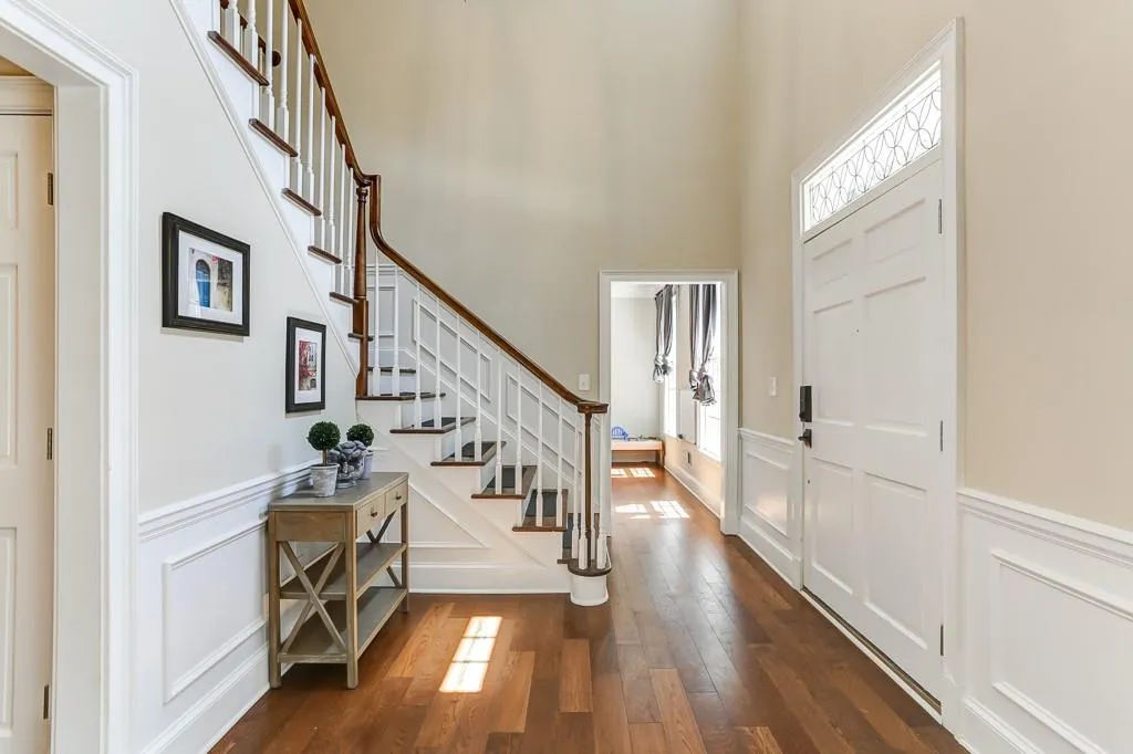 650 Bittersweet Trail, Sandy Springs, Georgia 30350, 5 Bedrooms Bedrooms, ,4 BathroomsBathrooms,Residential,Sold,650 Bittersweet Trail,6598383