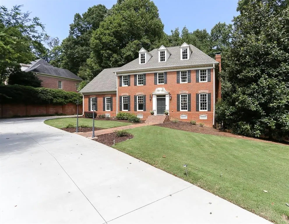 650 Bittersweet Trail, Sandy Springs, Georgia 30350, 5 Bedrooms Bedrooms, ,4 BathroomsBathrooms,Residential,Sold,650 Bittersweet Trail,6598383