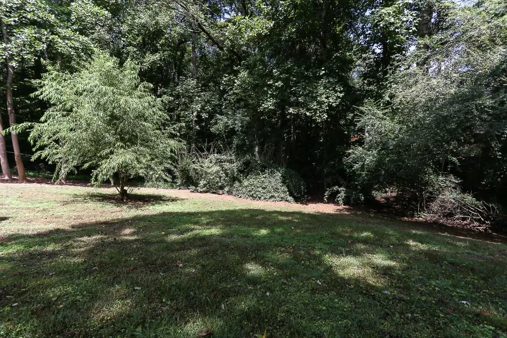 650 Bittersweet Trail, Sandy Springs, Georgia 30350, 5 Bedrooms Bedrooms, ,4 BathroomsBathrooms,Residential,Sold,650 Bittersweet Trail,6598383