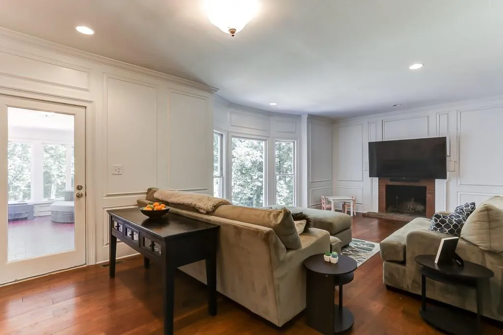 650 Bittersweet Trail, Sandy Springs, Georgia 30350, 5 Bedrooms Bedrooms, ,4 BathroomsBathrooms,Residential,Sold,650 Bittersweet Trail,6598383