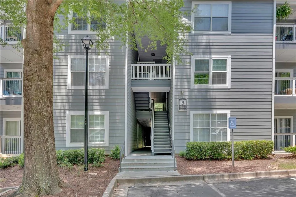 3110 Santa Fe Parkway, Sandy Springs, Georgia 30350, 2 Bedrooms Bedrooms, ,2 BathroomsBathrooms,Residential,Sold,3110 Santa Fe Parkway,6714881