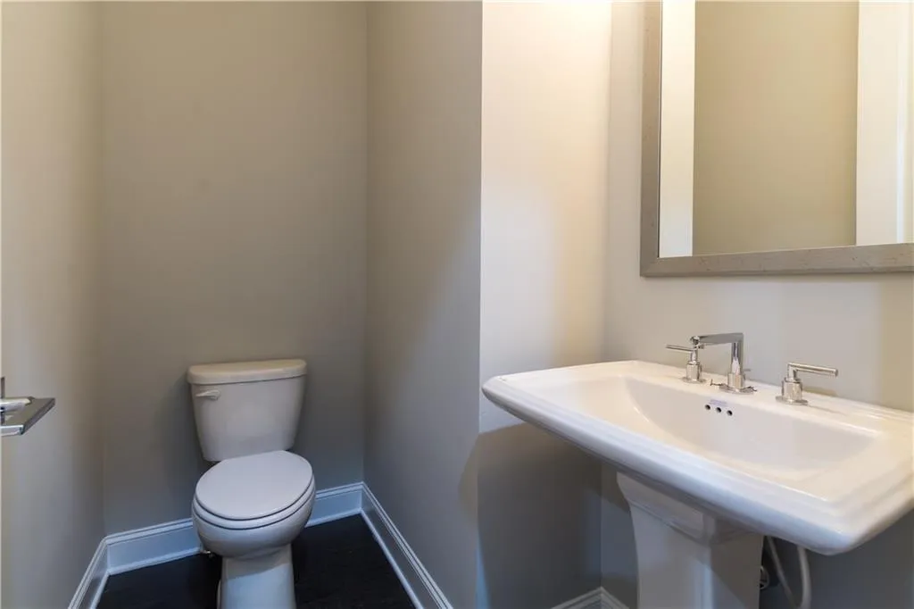 4113 Township Parkway Unit 72, Sandy Springs, Georgia 30342, 2 Bedrooms Bedrooms, ,2 BathroomsBathrooms,Residential,Sold,4113 Township Parkway Unit 72,5812401