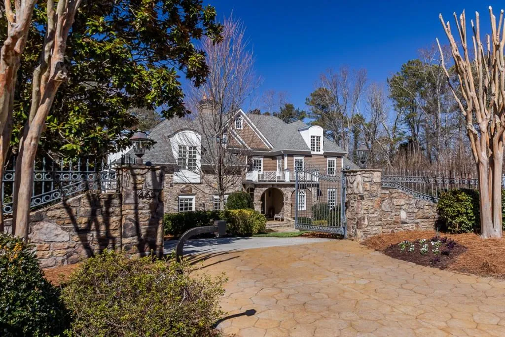 465 Montwicke Chase, Atlanta, Georgia 30327, 5 Bedrooms Bedrooms, ,5 BathroomsBathrooms,Residential,Sold,465 Montwicke Chase,6846131