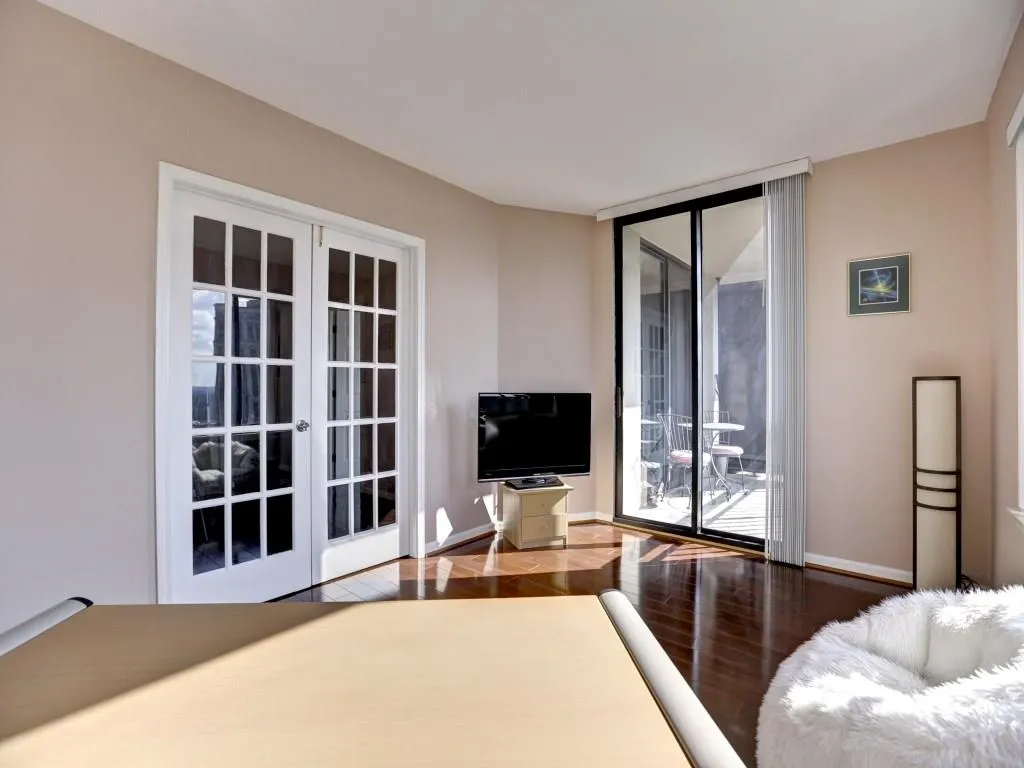 3481 Lakeside Drive Ne Unit 2404, Atlanta, Georgia 30326, 1 Bedroom Bedrooms, ,1 BathroomBathrooms,Residential,Sold,3481 Lakeside Drive Ne Unit 2404,5652383