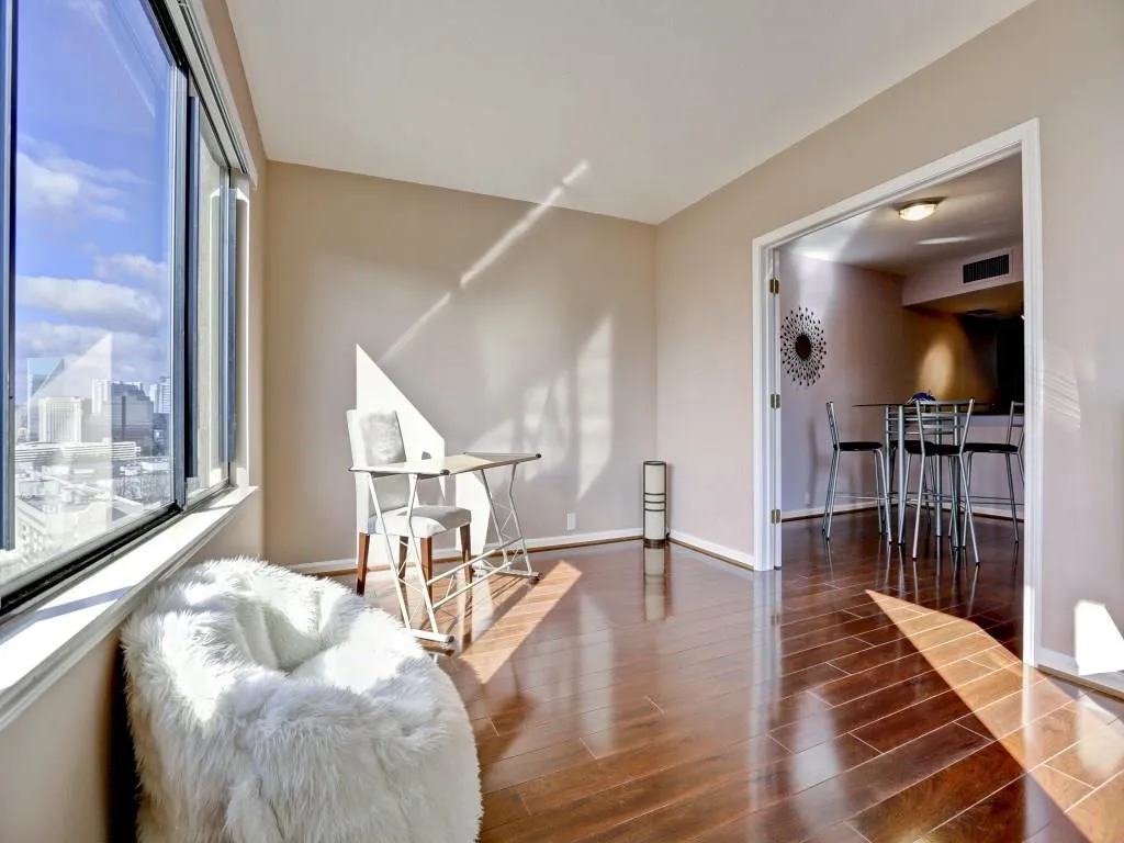 3481 Lakeside Drive Ne Unit 2404, Atlanta, Georgia 30326, 1 Bedroom Bedrooms, ,1 BathroomBathrooms,Residential,Sold,3481 Lakeside Drive Ne Unit 2404,5652383