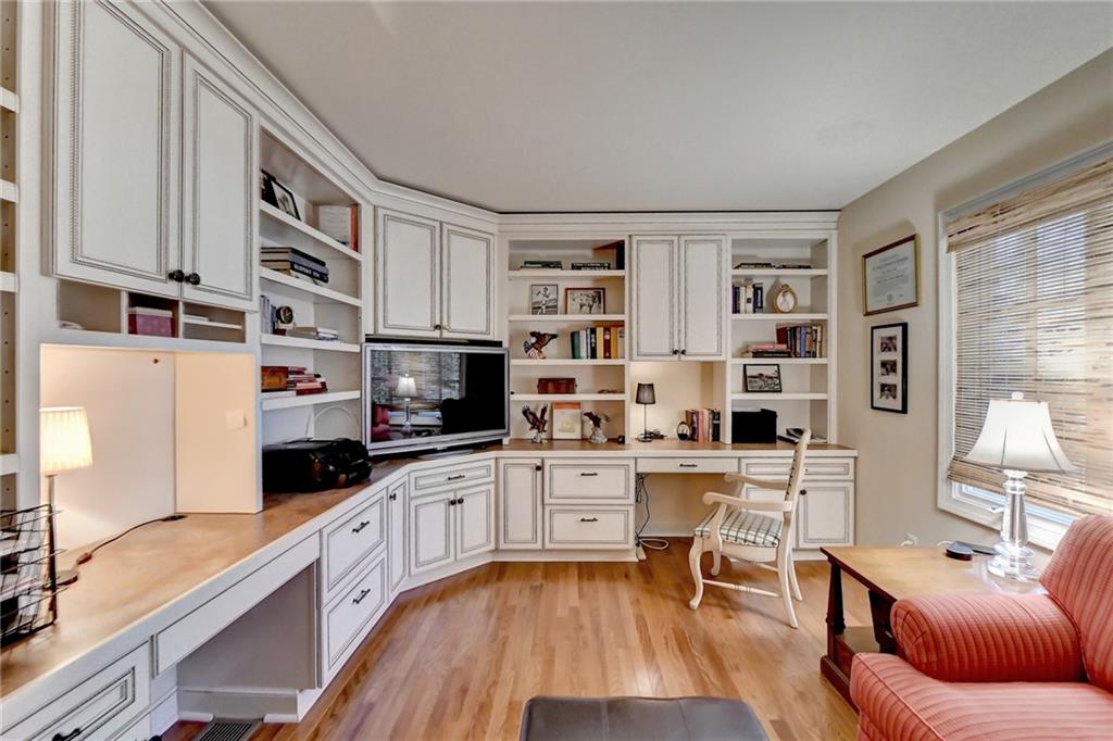 235 Skyridge Drive, Sandy Springs, Georgia 30350, 5 Bedrooms Bedrooms, ,4 BathroomsBathrooms,Residential,Sold,235 Skyridge Drive,7341008