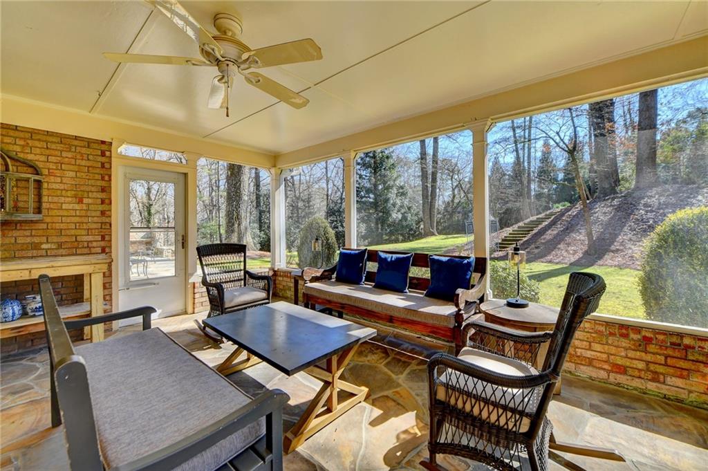 235 Skyridge Drive, Sandy Springs, Georgia 30350, 5 Bedrooms Bedrooms, ,4 BathroomsBathrooms,Residential,Sold,235 Skyridge Drive,7341008