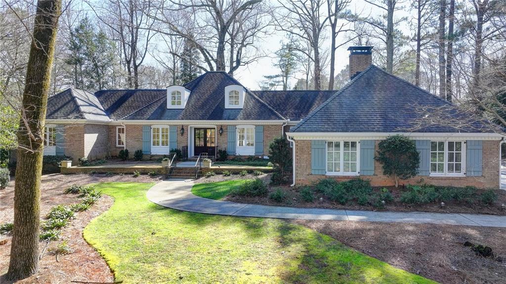 235 Skyridge Drive, Sandy Springs, Georgia 30350, 5 Bedrooms Bedrooms, ,4 BathroomsBathrooms,Residential,Sold,235 Skyridge Drive,7341008