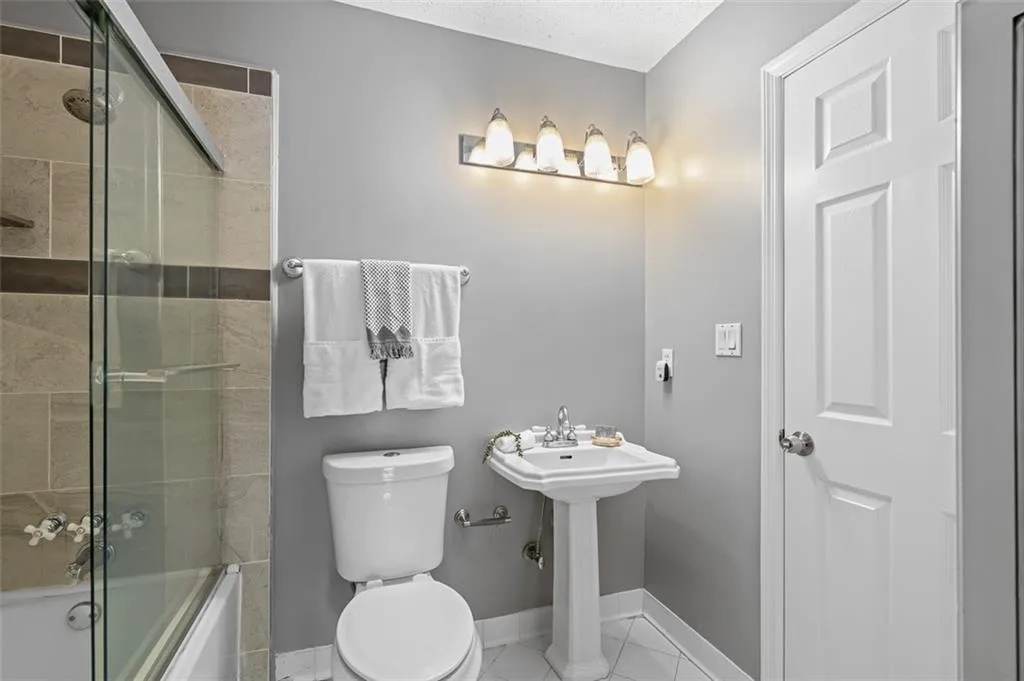 1127 Riverbend Club Drive Se, Atlanta, Georgia 30339, 3 Bedrooms Bedrooms, ,2 BathroomsBathrooms,Residential,For Sale,1127 Riverbend Club Drive Se,7637147