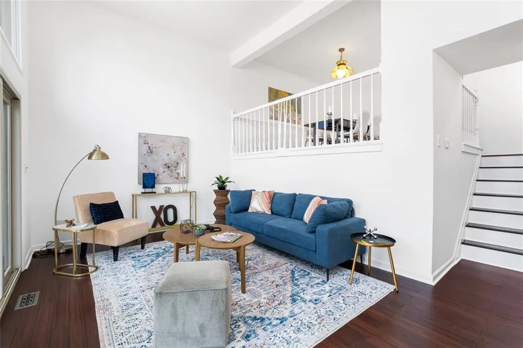 1127 Riverbend Club Drive Se, Atlanta, Georgia 30339, 3 Bedrooms Bedrooms, ,2 BathroomsBathrooms,Residential,For Sale,1127 Riverbend Club Drive Se,7637147