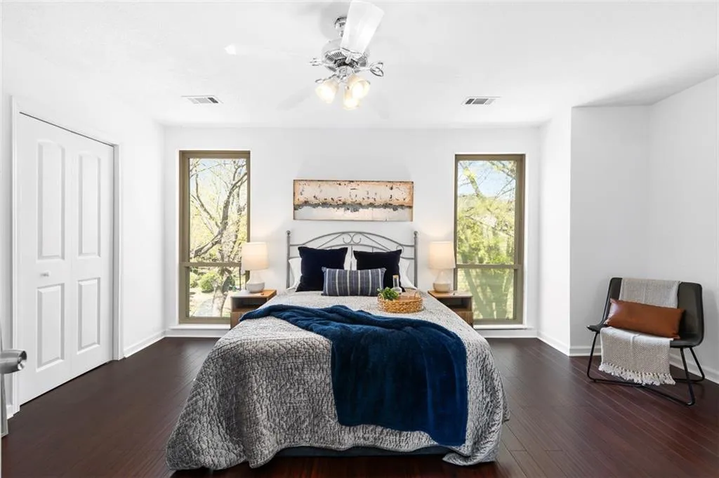 1127 Riverbend Club Drive Se, Atlanta, Georgia 30339, 3 Bedrooms Bedrooms, ,2 BathroomsBathrooms,Residential,For Sale,1127 Riverbend Club Drive Se,7637147