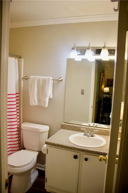 5155 Roswell Road Unit 5/55, Atlanta, Georgia 30342, 1 Bedroom Bedrooms, ,1 BathroomBathrooms,Residential,Sold,5155 Roswell Road Unit 5/55,6725444